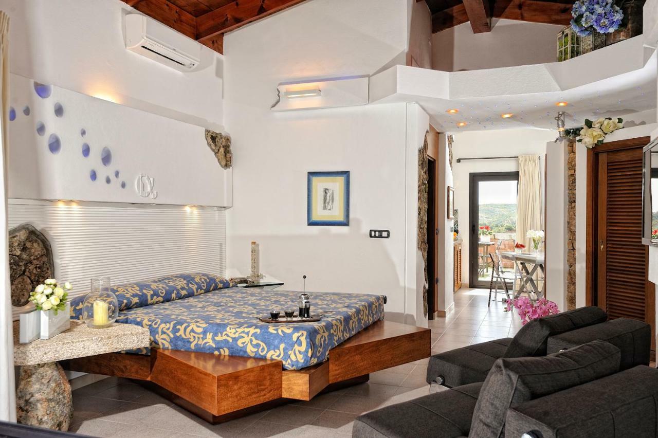 Residence L'Ea Di Lavru - Appartamenti Mono-Bilo-Trilocali Porto San Paolo  Ngoại thất bức ảnh