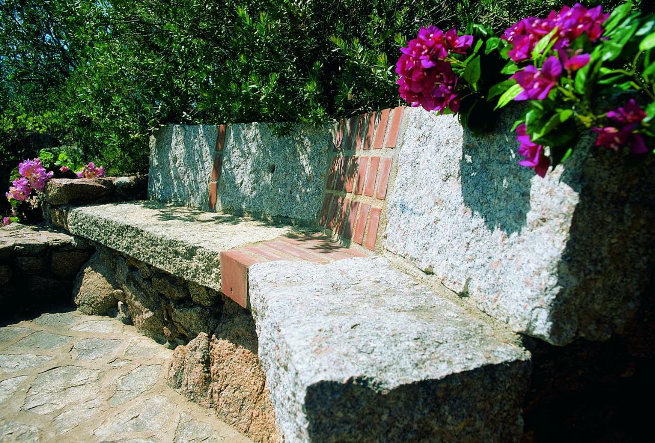 Residence L'Ea Di Lavru - Appartamenti Mono-Bilo-Trilocali Porto San Paolo  Ngoại thất bức ảnh