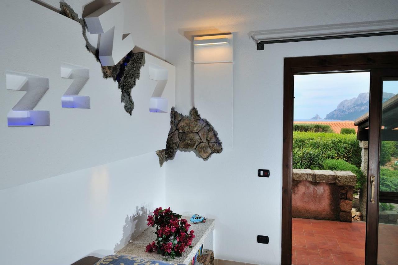 Residence L'Ea Di Lavru - Appartamenti Mono-Bilo-Trilocali Porto San Paolo  Ngoại thất bức ảnh
