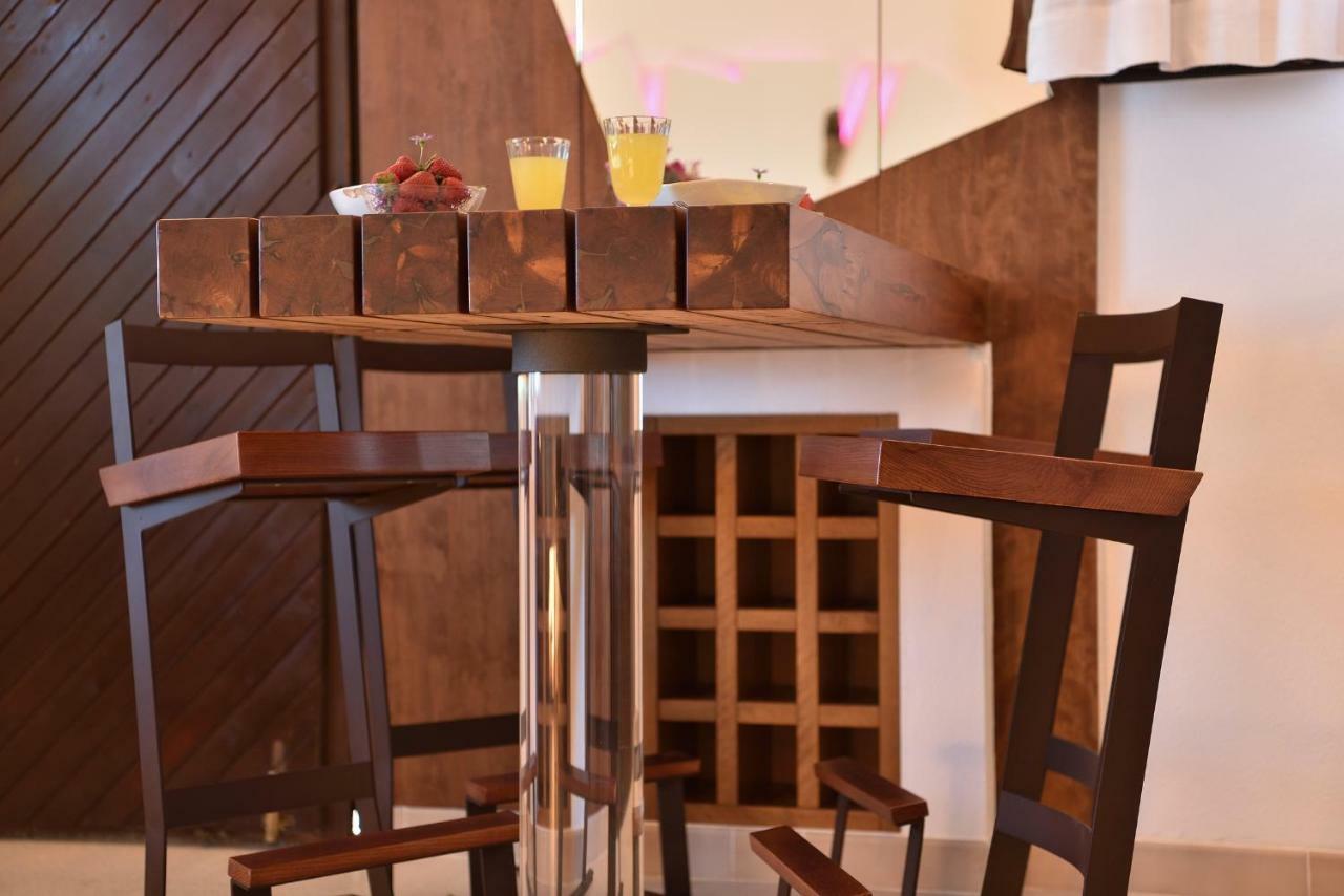 Residence L'Ea Di Lavru - Appartamenti Mono-Bilo-Trilocali Porto San Paolo  Ngoại thất bức ảnh