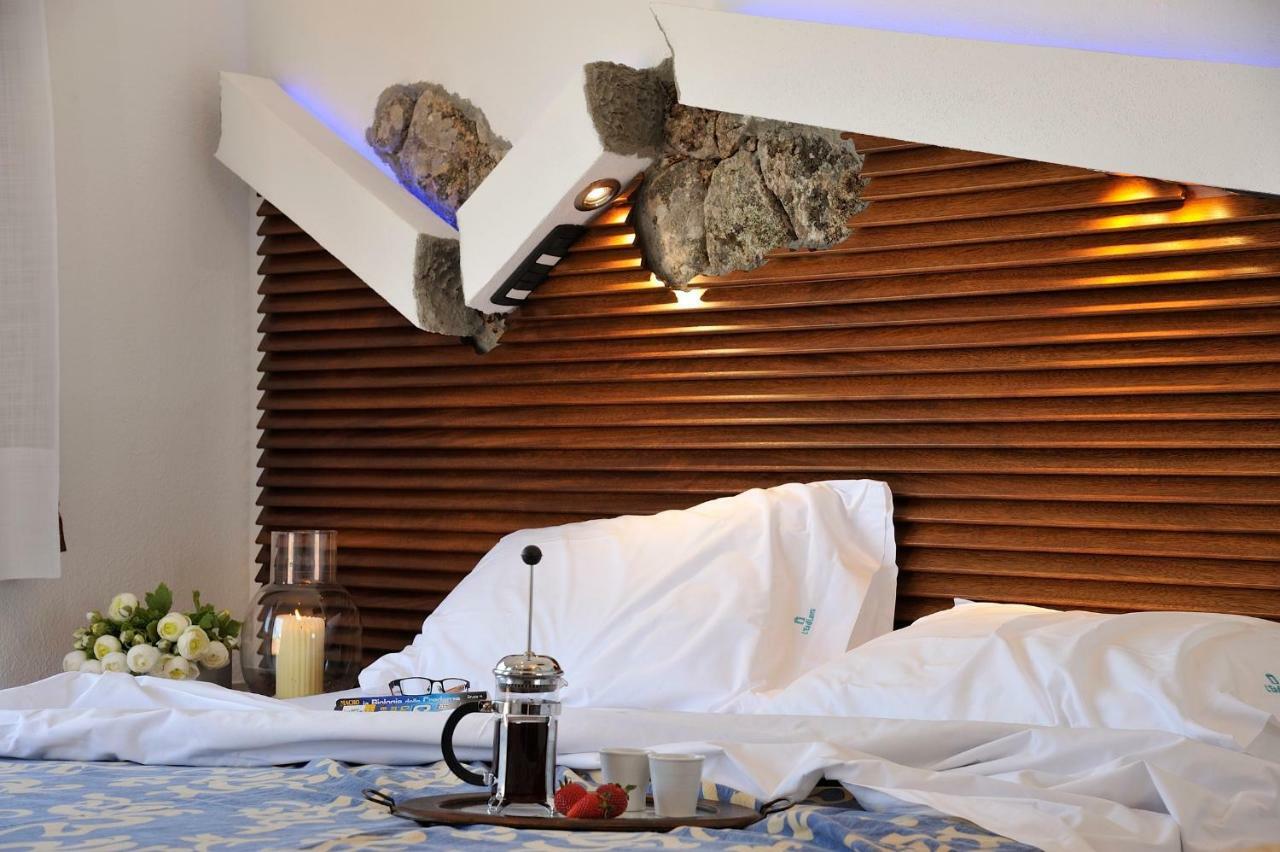Residence L'Ea Di Lavru - Appartamenti Mono-Bilo-Trilocali Porto San Paolo  Ngoại thất bức ảnh